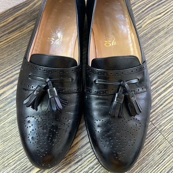 Gently worn Ferragamo shoes. Size 10.5.. s-l400.jpg main image 4